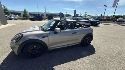 Photo 21 Mini Mini Cabriolet John Cooper Works 231 ch BVA8