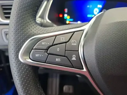 Photo 33 Renault Symbioz  E-Tech full hybrid 145