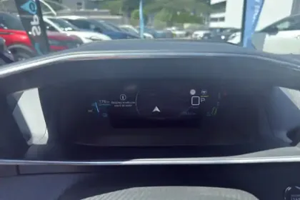 Photo 16 Peugeot 208  Electrique 50 kWh 136ch