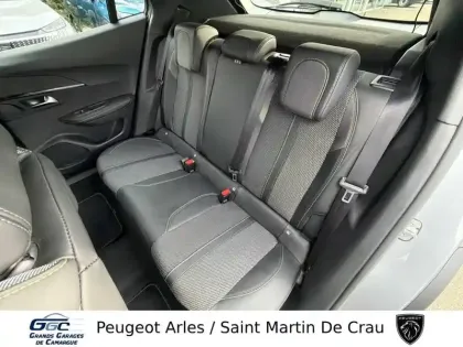 Photo 9 Peugeot 2008  PureTech 130 S&S EAT8