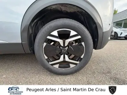 Photo 10 Peugeot 2008  PureTech 130 S&S EAT8