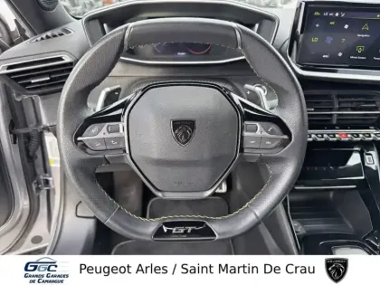 Photo 12 Peugeot 2008  PureTech 130 S&S EAT8