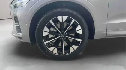 Photo 12 Volvo XC60  T6 AWD Hybride rechargeable 253 ch+145 ch Geartronic 8
