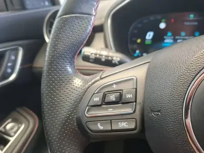 Photo 17 Mg EHS  1.5T GDI PHEV