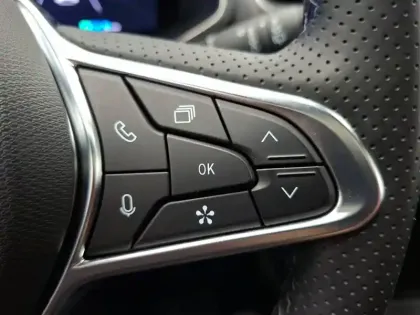 Photo 24 Renault Symbioz  E-Tech full hybrid 145