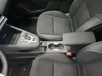 Photo 11 Renault Symbioz  E-Tech full hybrid 145