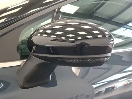 Photo 36 Renault Captur  mild hybrid 140