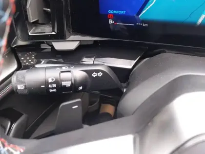Photo 29 Renault Rafale  E-Tech full hybrid 200 ch