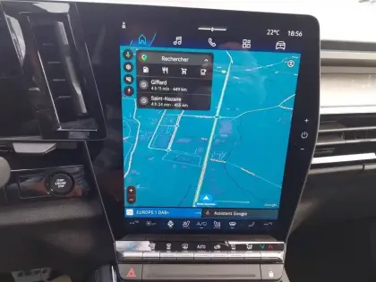 Photo 35 Renault Rafale  E-Tech full hybrid 200 ch