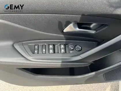 Photo 11 Peugeot 308  PHEV 180 e-EAT8
