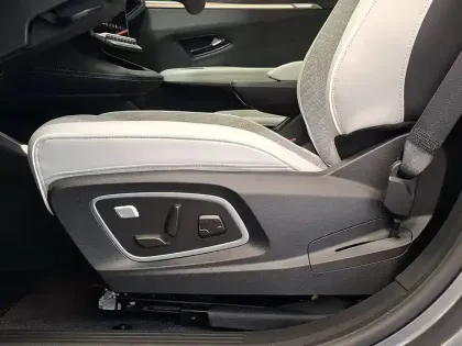 Photo 30 Renault Scenic  E-Tech électrique 220 ch grande autonomie