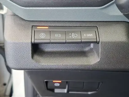 Photo 33 Dacia Duster  Hybrid 140