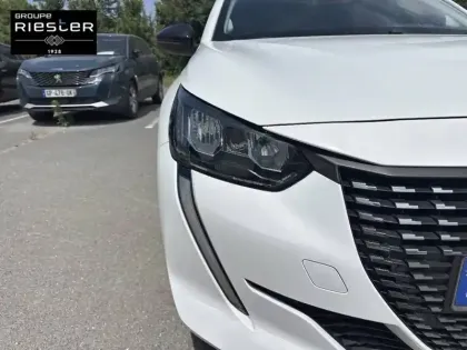 Photo 15 Peugeot 208  PureTech 100 S&S BVM6