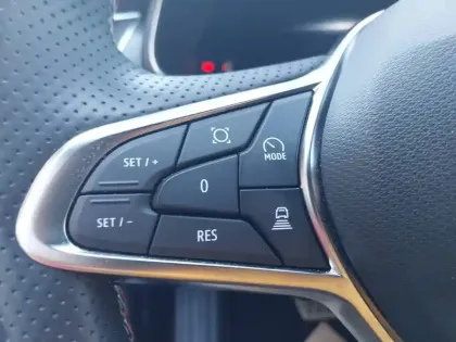 Photo 14 Renault Arkana  E-Tech full hybrid 145 GSR2