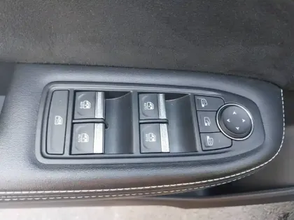 Photo 12 Renault Arkana  E-Tech full hybrid 145 GSR2