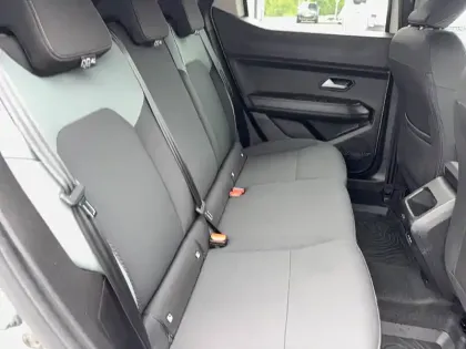 Photo 17 Dacia Duster  Mild Hybrid 130