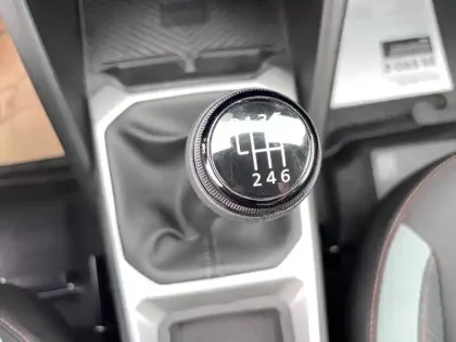 Photo 45 Dacia Duster  Mild Hybrid 130