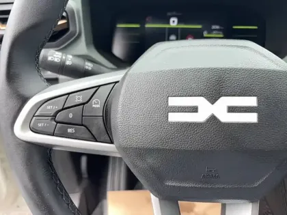 Photo 32 Dacia Duster  Mild Hybrid 130