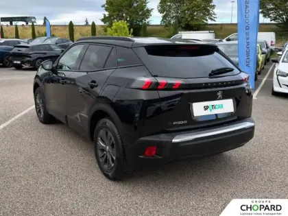 Photo 31 Peugeot 2008  Electrique 136 ch
