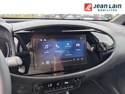Photo 14 Toyota Aygo  X Hybride 116h