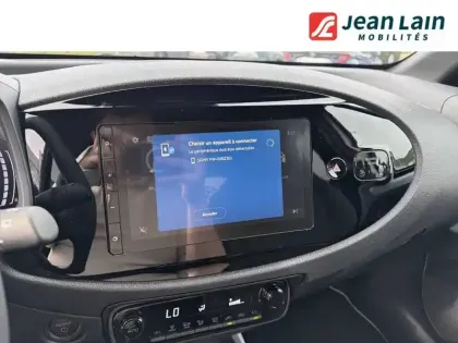 Photo 15 Toyota Aygo  X Hybride 116h