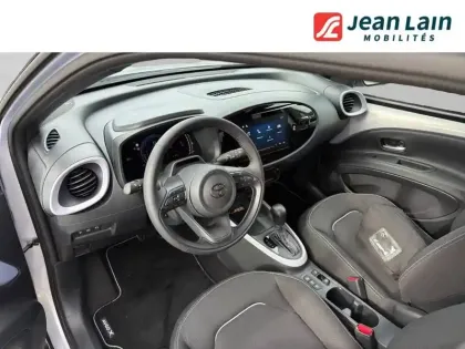 Photo 10 Toyota Aygo  X Hybride 116h