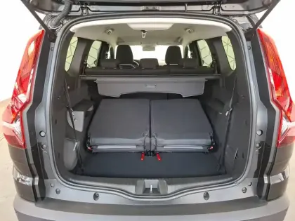 Photo 15 Dacia Jogger  Hybrid 140 7 places GSR2
