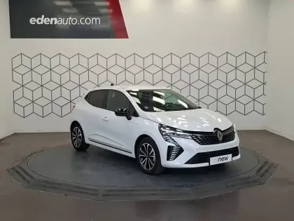 Photo 6 Renault Clio  E-Tech full hybrid 145