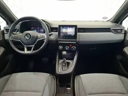 Photo 10 Renault Clio  E-Tech full hybrid 145
