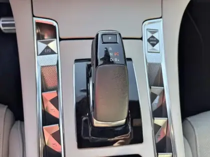 Photo 23 DS DS 7  Hybride Rechargeable E-Tense 300 EAT8 4x4 Opera