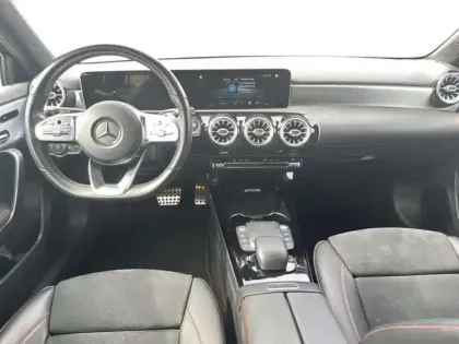 Photo 7 Mercedes Classe A 180 7G-DCT AMG Line