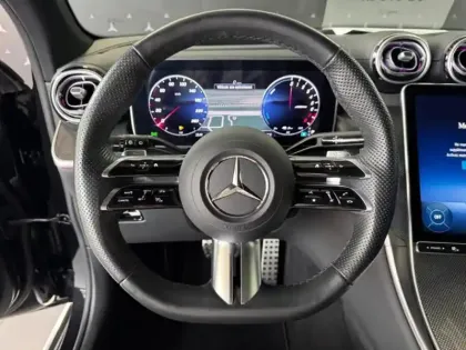 Photo 32 Mercedes GLC  300 e  Hybrid EQ 4MATIC AM