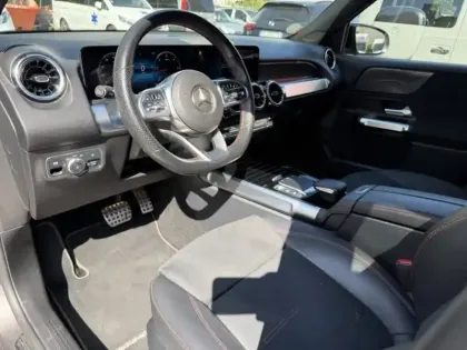Photo 8 Mercedes GLB 200 d AMG Line