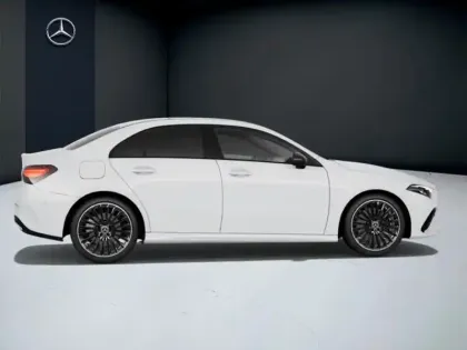 Photo 18 Mercedes Classe A 250 e Hybrid EQ Berline AMG Li