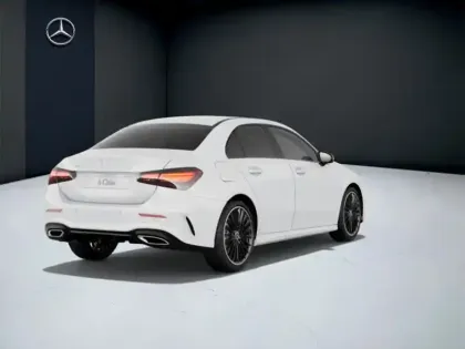 Photo 31 Mercedes Classe A 250 e Hybrid EQ Berline AMG Li