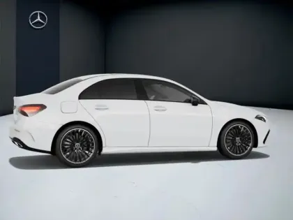Photo 19 Mercedes Classe A 250 e Hybrid EQ Berline AMG Li