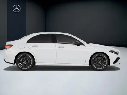Photo 5 Mercedes Classe A 250 e Hybrid EQ Berline AMG Li