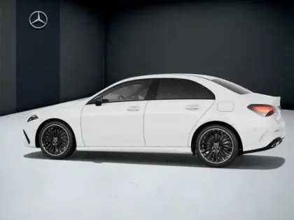 Photo 23 Mercedes Classe A 250 e Hybrid EQ Berline AMG Li
