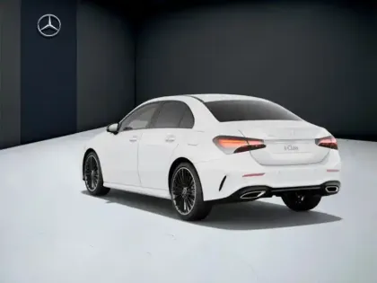 Photo 36 Mercedes Classe A 250 e Hybrid EQ Berline AMG Li