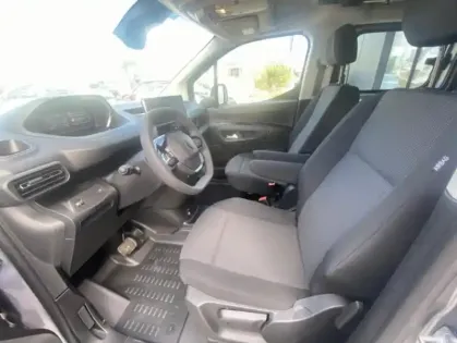 Photo 13 Peugeot Partner III XL CU maj Dies 130ch Auto Cab Approf rep