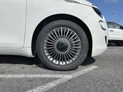 Photo 10 Fiat 500  e 118ch Pack Confort & Style MY24