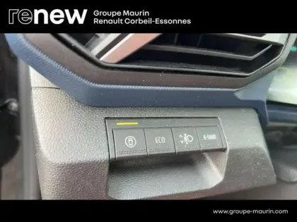 Photo 14 Dacia Duster  1.6 hybrid 140ch Journey