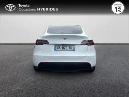 Photo 7 Tesla Model Y  Standard RWD
