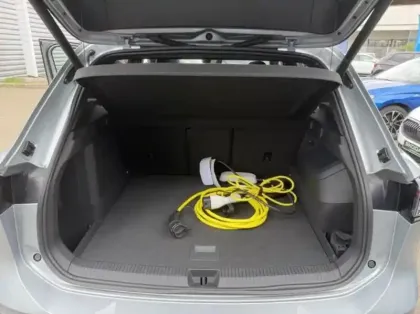 Photo 10 Volkswagen Tiguan  1.5 eHybrid 204ch R-Line Edition DSG6