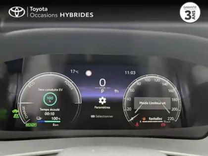 Photo 13 Toyota C-HR  2.0 Hybride Rechargeable 225ch Graphic MY26