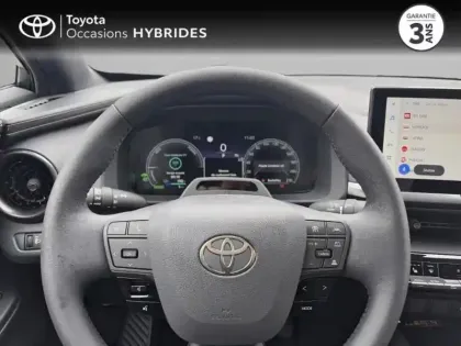 Photo 12 Toyota C-HR  2.0 Hybride Rechargeable 225ch Graphic MY26