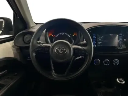 Photo 9 Toyota Aygo  X 1.0 VVT-i 72ch Dynamic MY24