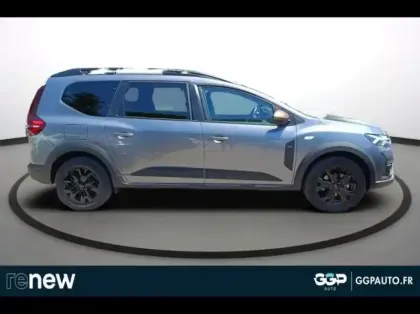 Photo 6 Dacia Jogger  1.6 hybrid 140ch Extreme 7 places -24