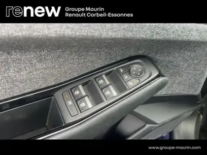Photo 14 Renault Espace  1.2 E-Tech full hybrid 200ch Techno 7 places - 24