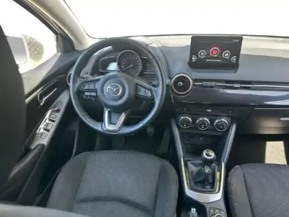Photo 7 Mazda 2 Mazda  1.5 e-SKYACTIV G M Hybrid 90ch Homura 0